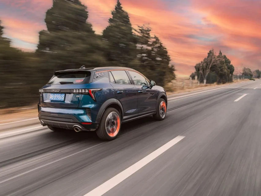 Lynk & Co 6
